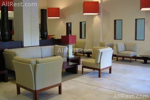 Ramada Plaza 14